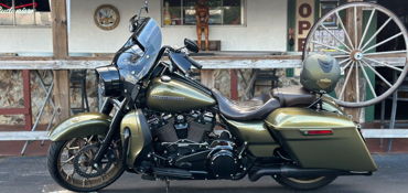 2018 HARLEY-DAVIDSON FLHRXS ROAD KING SPECIAL motorcycle for rent near Miami, FL