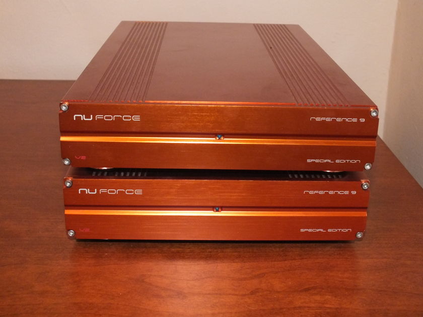 NuForce Ref 9 SE V3 Mono Block Power Amplifiers Ref 9 SE V3 Rose Colored Cases