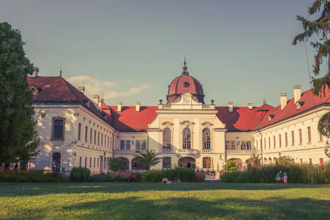 From Budapest: Royal Palace of Gödöllő Private Tour