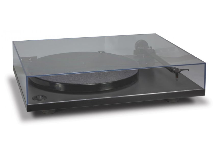 NAD C 556 Turntable with Cartridge and Manufacturer's Warranty