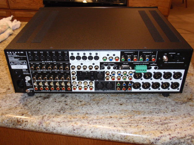 ANTHEM AVM 20     PRE-AMP/PROCESSOR Many features, Exce...