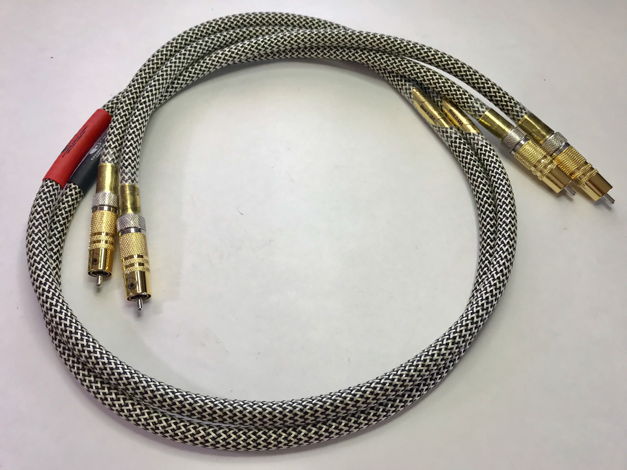 Crystal Clear Audio Magnum Opus RCA 1.2m interconnects