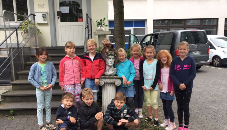 stuck belz kinder vor stuckwerkstatt