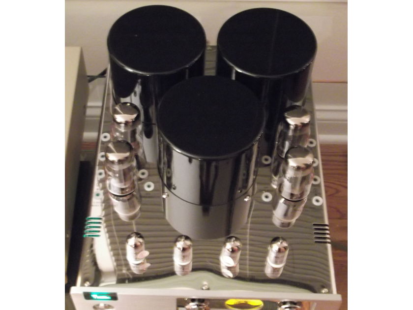 Yaqin MC-13S Tube integrated amp (6CA7 outputs)
