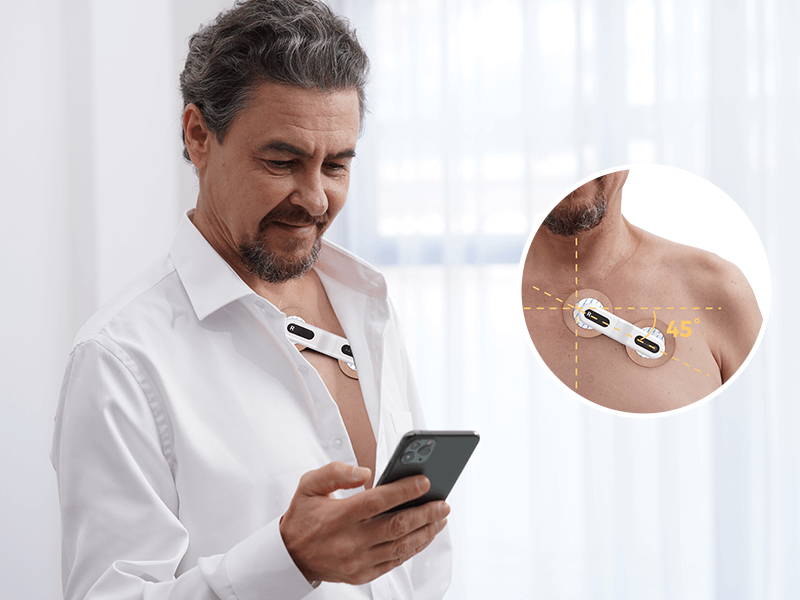 wear ecg/ekg recorder with electrodes patches