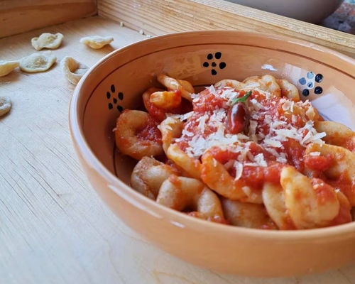 Corsi di cucina Putignano: Sapori autentici di Puglia in una masseria immersa nel verde