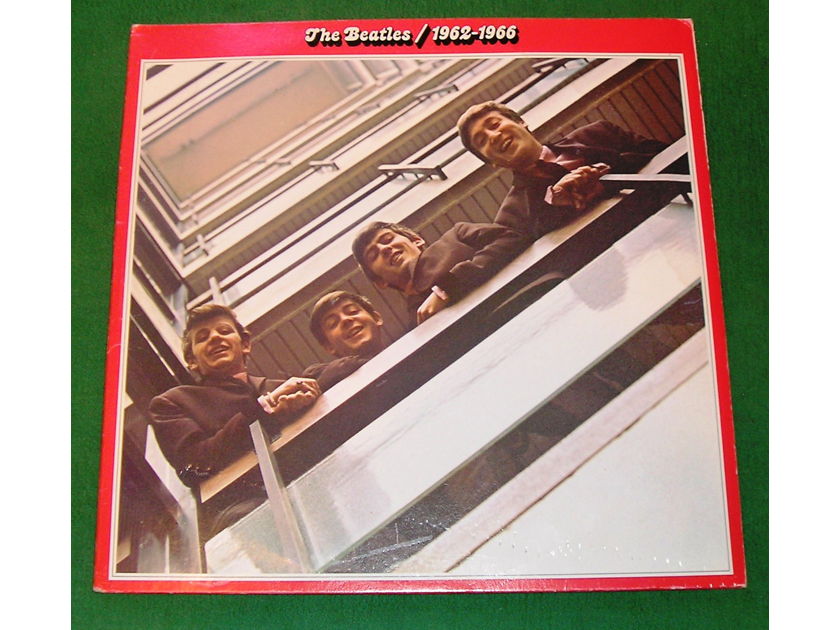 BEATLES (The) - 1962-1966 -  -  CAPITOL 1976 CANADIAN 1st PRESS  ** OUTSTANDING SQ - NM 9/10 **