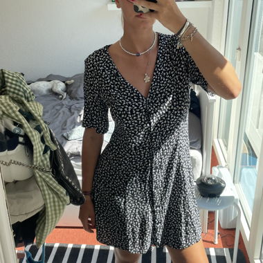 Monki Sommerkleid S