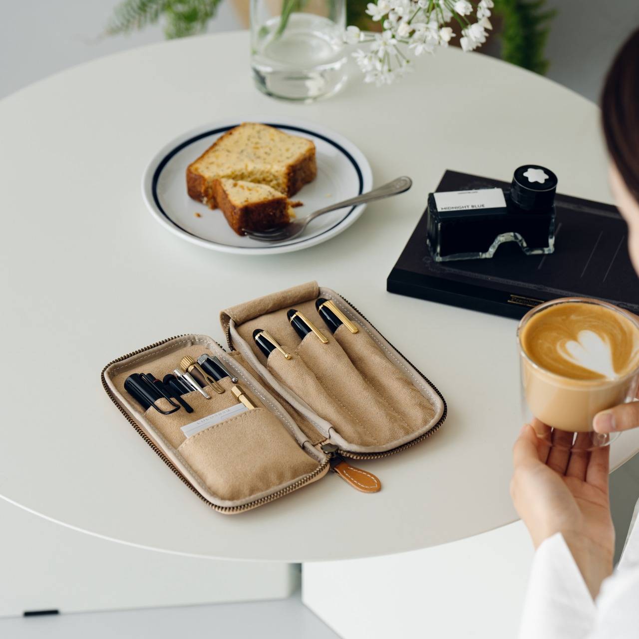 文具にこだわる人のジップペンケース 【栃木レザー】 – &Liebe