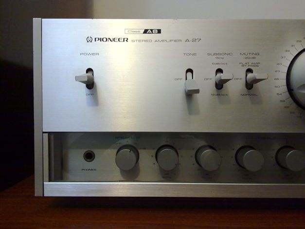 Pioneer  A-27 Amplifier