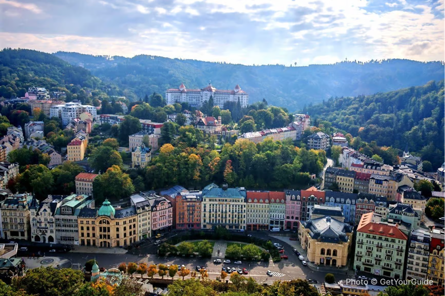 Prague: Karlovy Vary & Loket Tour with Hot Springs & Castle - photo 4