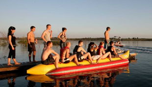 wake beach banana tube am steeg