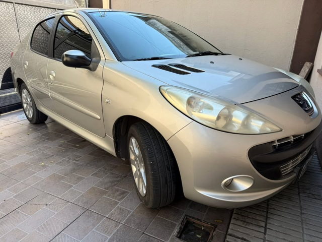 Peugeot 207 Compact XT 2011