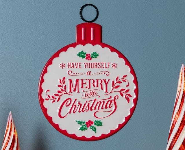 outdoor decoration nutcrackers with wreath and candy cane