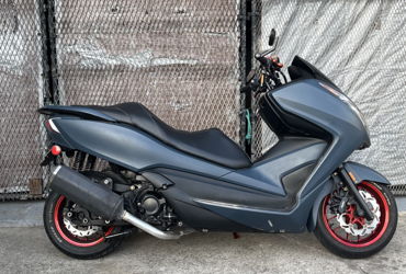 2014 HONDA NSS300A FORZA ABS motorcycle for rent near Honolulu, HI
