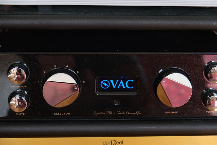Valve Amplification Company VAC Signature IIa one of th...