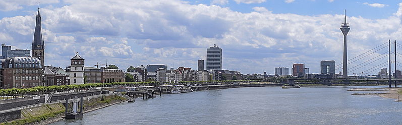  Hamburg
- Düsseldorf