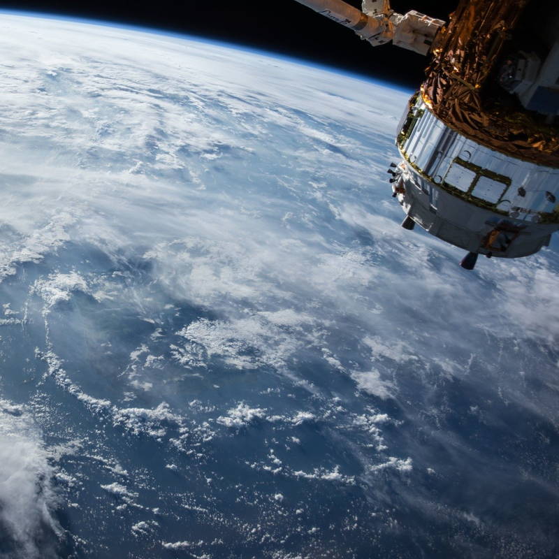 Satelliet in de ruimte