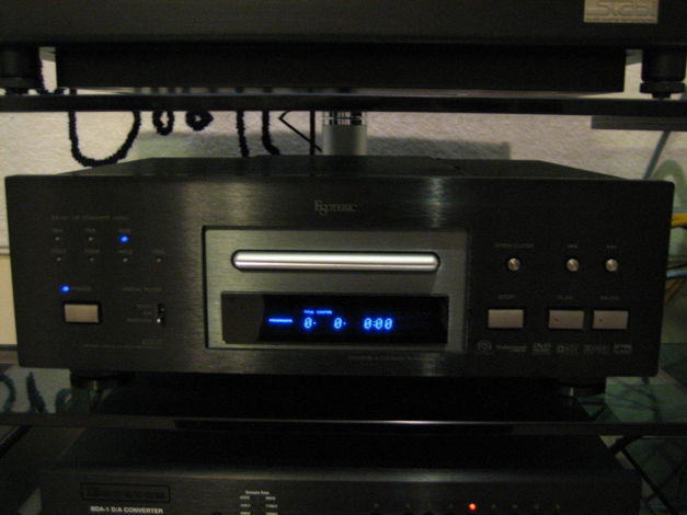 Esoteric DV-50 Universal Audio/Video Player