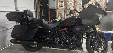 2024 HARLEY-DAVIDSON CVO ROAD GLIDE ST motorcycle for rent near Houston, TX