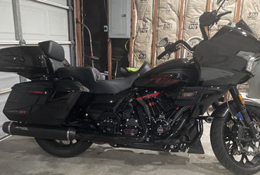 2024 HARLEY-DAVIDSON CVO ROAD GLIDE ST motorcycle for rent near Houston, TX