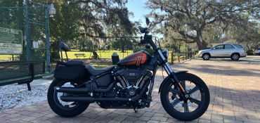 2022 HARLEY-DAVIDSON STREET BOB motorcycle for rent near Longwood, FL