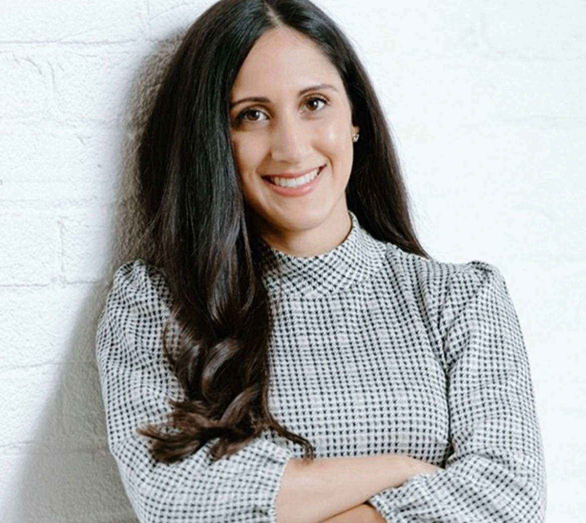 Dr. Amanda Morelli