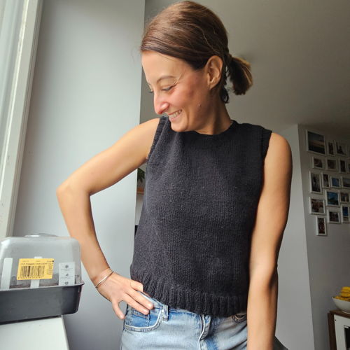 Simple sweater vest - knitting pattern