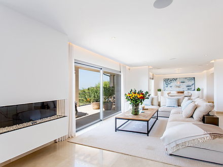  .
- Meerblick-Luxusvilla in Bestlage von Portals auf Mallorca