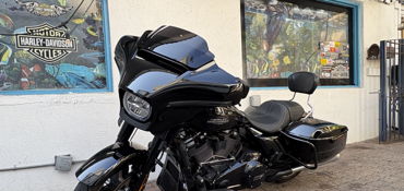 2025 HARLEY-DAVIDSON FLHX STREET GLIDE motorcycle for rent near Honolulu, HI