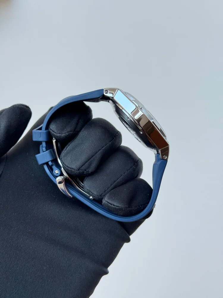 Limited Edition of 300 Pieces