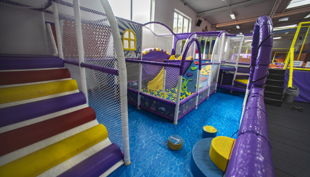 trampolin jump arena spielplatz