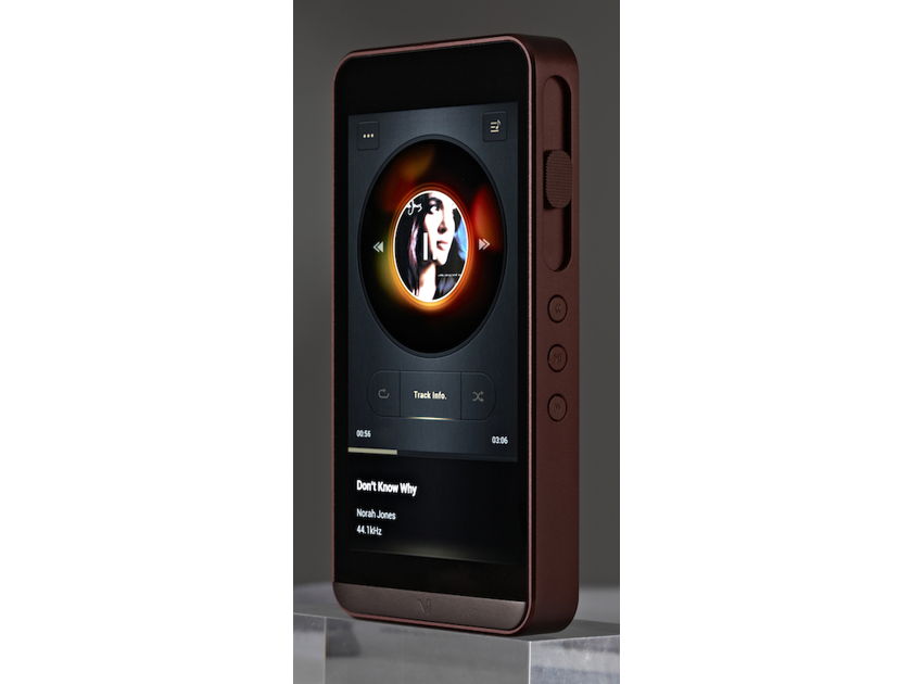 Calyx M High End Audiophile Portable Digital Player DSD  Combo SALE with Wywires