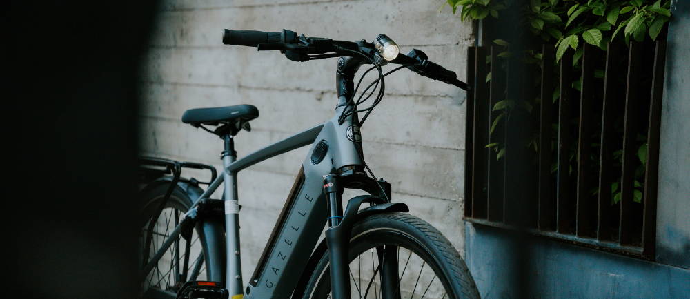 a Gazelle Ultimate C380+ electric city bike