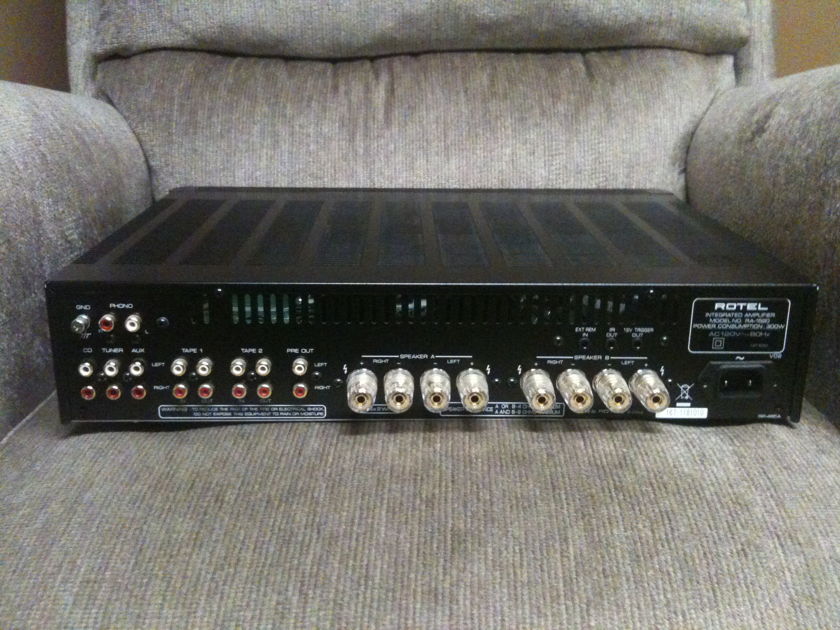 Rotel RA-1520 Intergrated amp