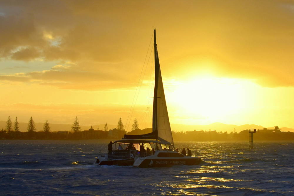 christmas party boat cruise gold coast