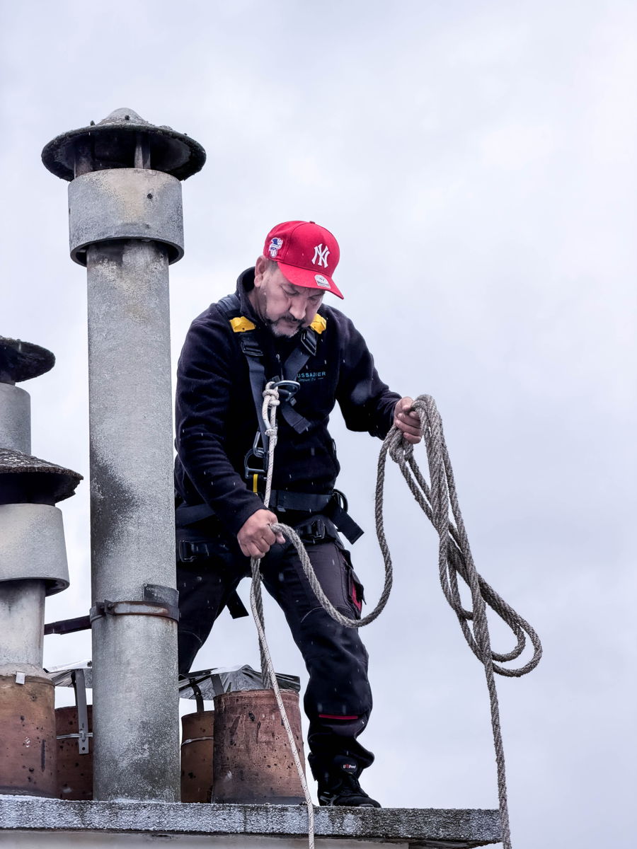 Entretien de conduits de fumée en toiture — photo 3