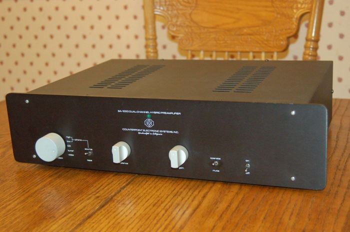 Counterpoint SA-1000 Black TUBE Stereo Preamp with Phon...