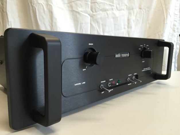 Audio Research LS-2B mkII Tube/Hybrid Classic Line Stage