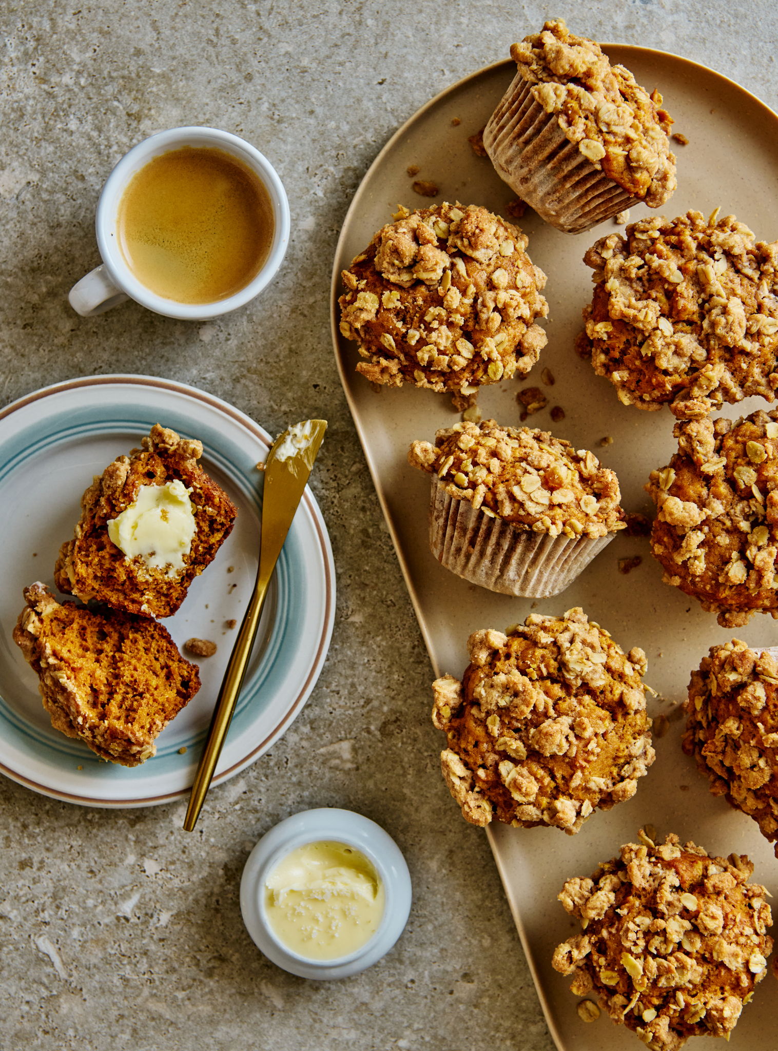 Pumpkin Muffins with Oat Crumble | RICARDO