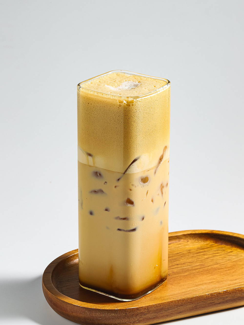 Hazelnut Iced Latte – Casabrews