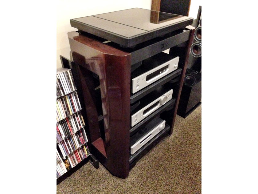 Harmonic Resolution Systems MXR 19"x21" Audio Stand in Walnut with 4 M3 Isolation Bases