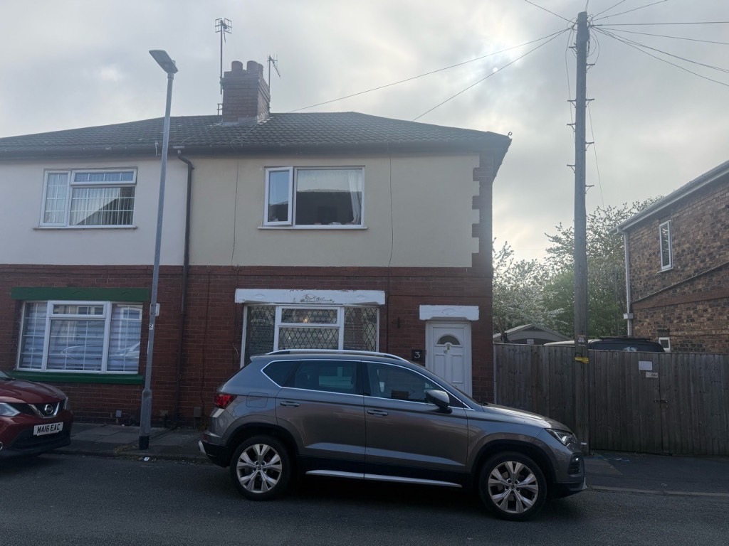 Damp, Mould & Moisture Stress Investigation at a Residential Property in Stoke-on-Trent