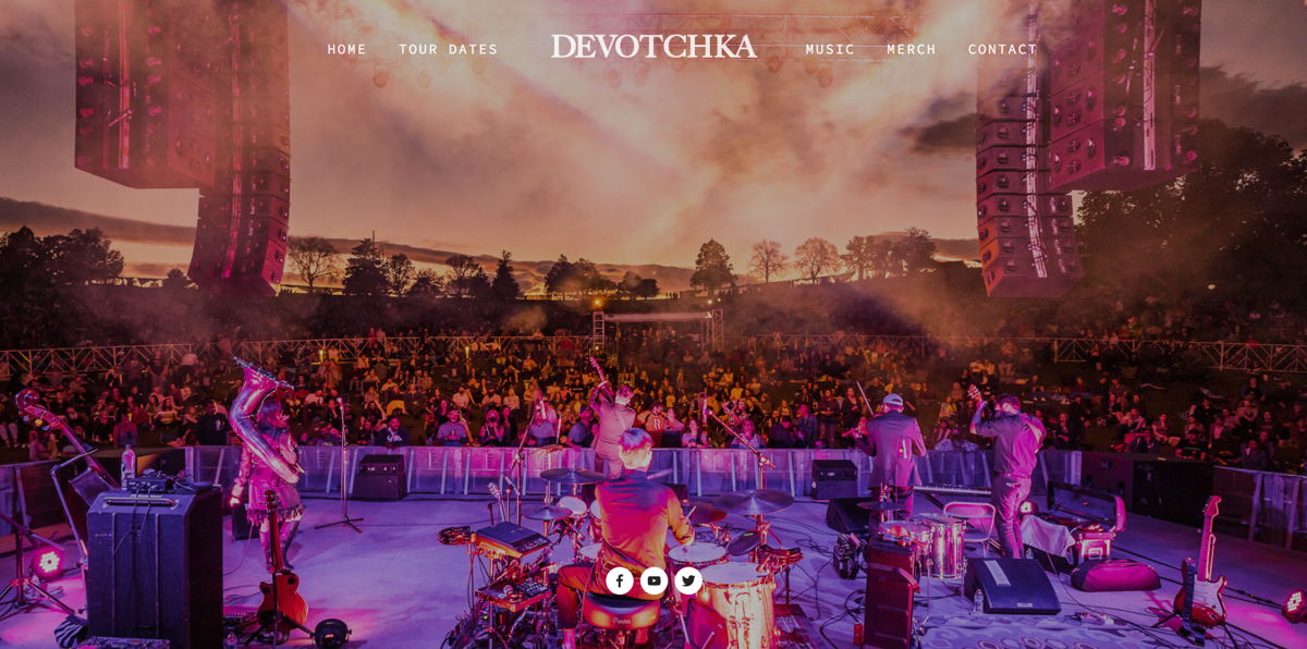 Screenshot of DeVotchKa, from the band websites collection.