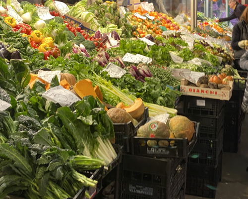 Food & Wine Tours Genoa: Market tour of the Mercato Orientale in Genoa
