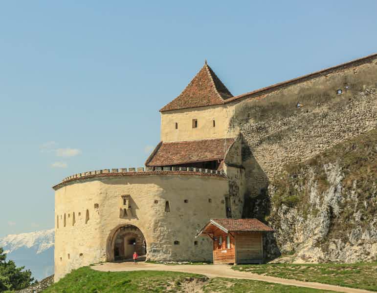 Bran (Dracula) Castle, Bear Sanctuary, Rasnov Fortress & Palinca Distillery - photo 2