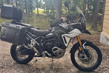 2024 TRIUMPH TIGER 900 RALLY PRO motorcycle for rent near Little Rock, AR
