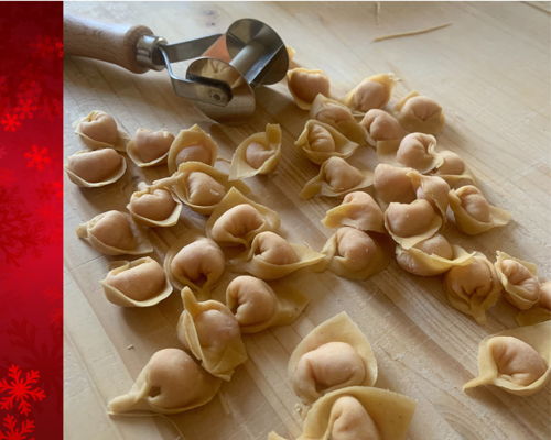 Corsi di cucina Rimini: Corso Online: i Cappelletti di Natale Romagnoli