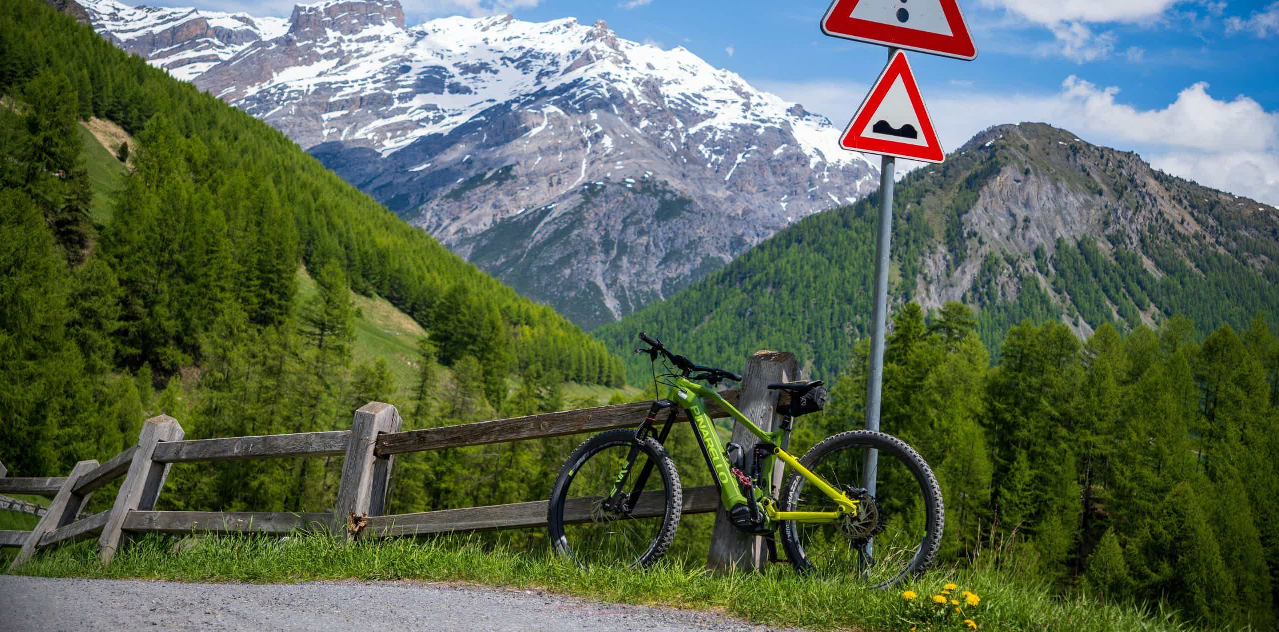 bicicleta eléctrica de montaña pinarello doble suspension