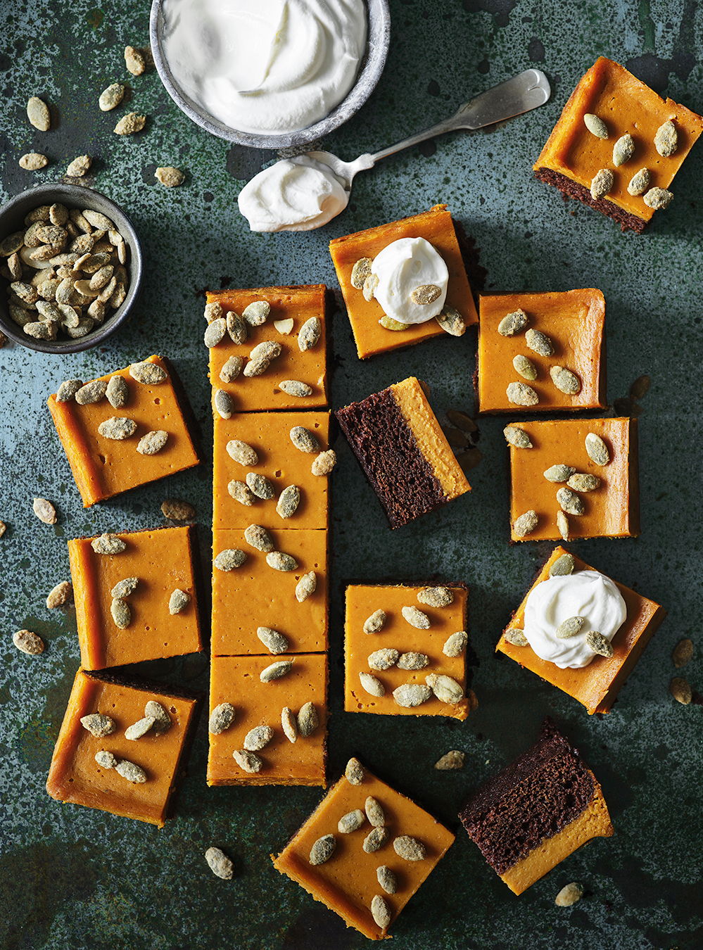 Pumpkin and Spice Cake Squares | RICARDO